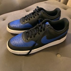 Nike Mens Court Vision